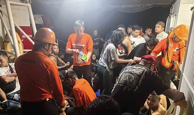 Filipinler'de feribot battı: 15 ölü, 43 kayıp