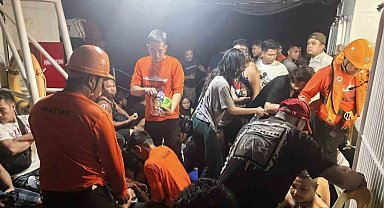 Filipinler'de feribot battı: 15 ölü, 43 kayıp