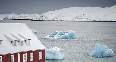 Fransa, Grönland'a asker gönderdi