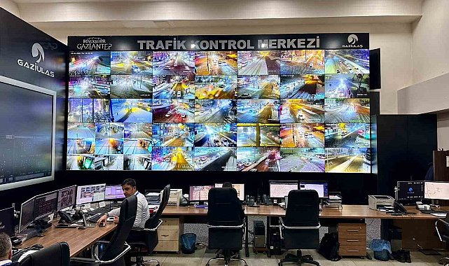 Gaziantep'te karla mücadele çalışmaları Trafik Koordinasyon Merkezi'nden yönetiliyor