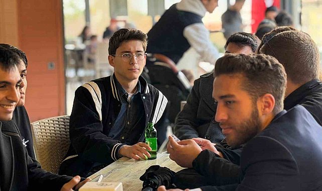 Gençlik Kafe gençlerin buluşma noktası oldu