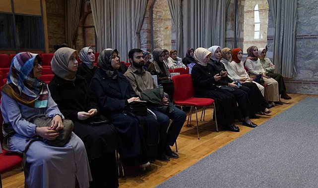 Gençlik TÜRGEV ile Gazze'yi okuyor