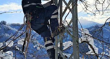 Giresun'da kesintisiz enerji için kar kış demeden çalışıyorlar