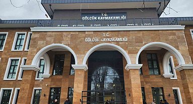 Gölcük'te yeni Hükümet Konağı binasında sona gelindi