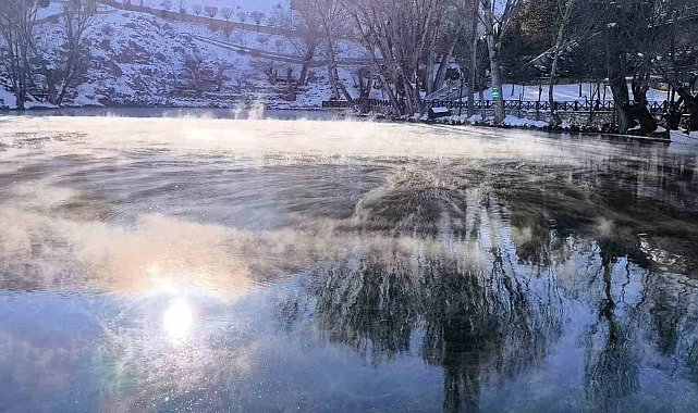 Her yer dondu bir orası donmadı