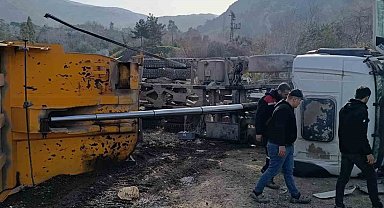 İskenderun'da devrilen hafriyat kamyonunun sürücüsü yaralandı