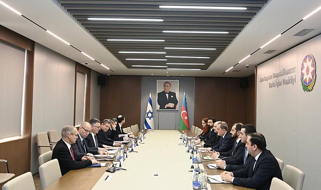 İsrail Dışişleri Bakanı Saar, Azerbaycan Dışişleri Bakanı Bayramov ile bir araya geldi