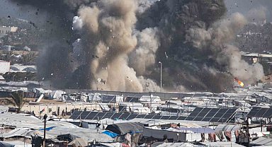 İsrail'in Gazze'de yerleşim yerlerine yönelik saldırılarında can kaybı 31'e yükseldi