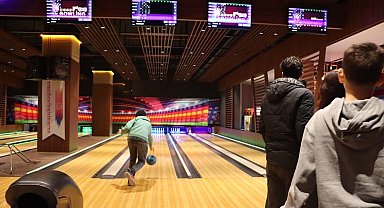 İstanbul Bowling Turnuvasında yarıyıl tatilinin tadını çıkardılar