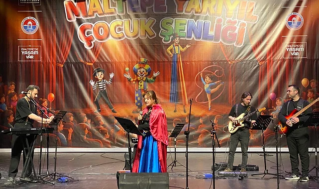 İstanbul Maltepe'de yarıyıl şenliği sürüyor
