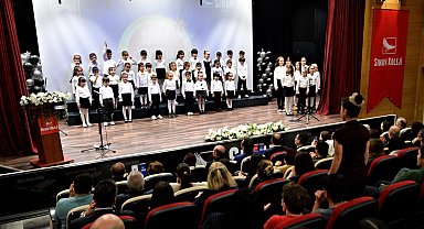 İzmir Bornova'da öğrencilerin oylarıyla gelen birincilik