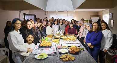 İzmir Karabağlar Mutfak Akademi'de kadın emeği taçlandı