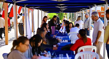 İzmir Karabağlar'da istihdamda çarpıcı başarı