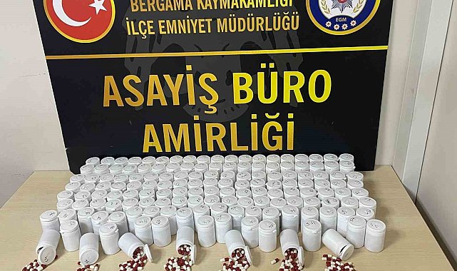 İzmir'de 8 bin adet uyuşturucu hapla yakalanan şüpheli tutuklandı
