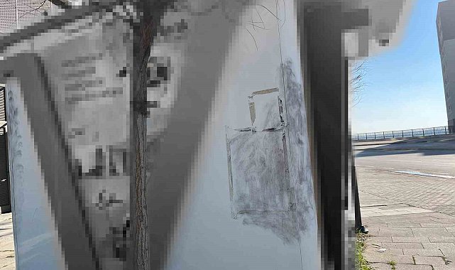 İzmir'de banka aracından yüklü miktarda vurgun