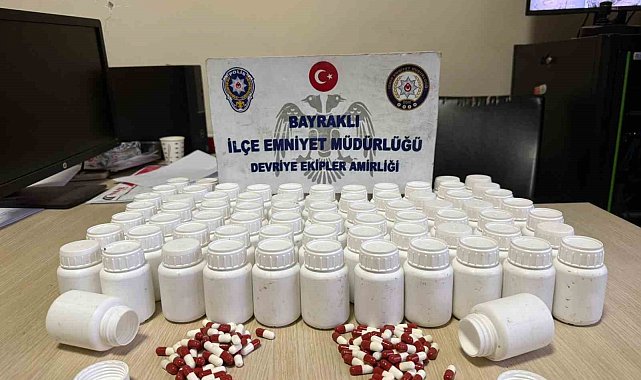 İzmir'de mezarlıkta poşet içerisinden binlerce uyuşturucu hap çıktı