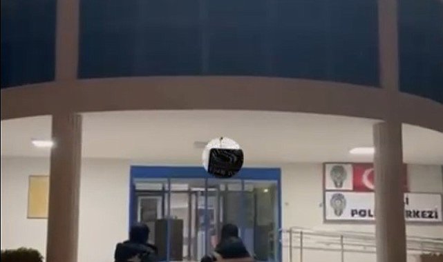 İzmir'de uyuşturucu operasyonu: 17 bin 280 sentetik ecza hapı ele geçirildi