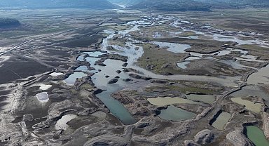 İzmir'de susuzluğa karşı üç aşamalı plan