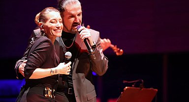 İzmirli opera sanatçısı, 30. sanat yılında İzmirliler ile buluştu