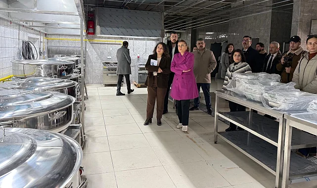 İzmit'te dayanışma sofraları daha da büyüyecek