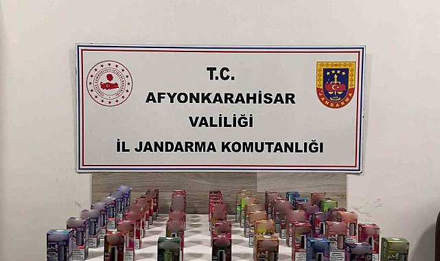 Jandarma kaçak elektronik sigara ele geçirdi