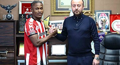Jonathan Okoronkwo resmen Sivasspor'da