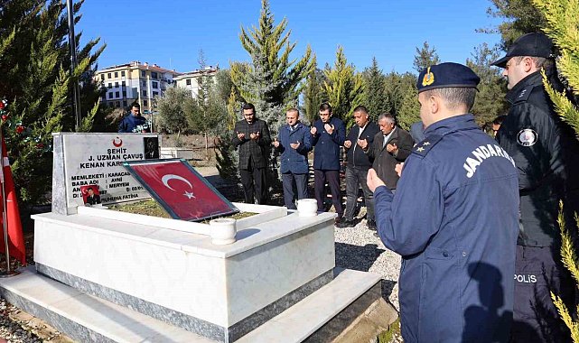 Karacasulu şehit Karabacaklı mezarı başında anıldı