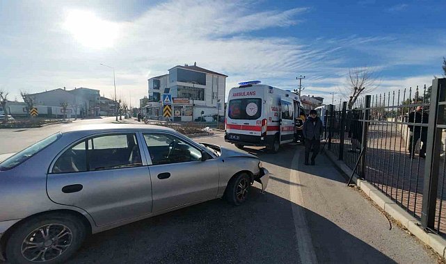 Karaman'da otomobil ile cip çarpıştı: 3 yaralı