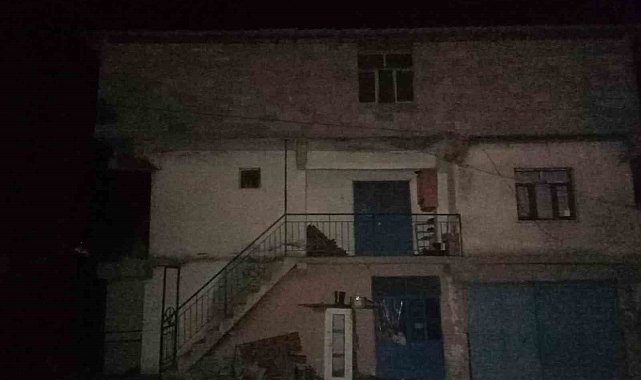 Karaman'da sobadan sızan gazdan zehirlenen karı koca hayatını kaybetti