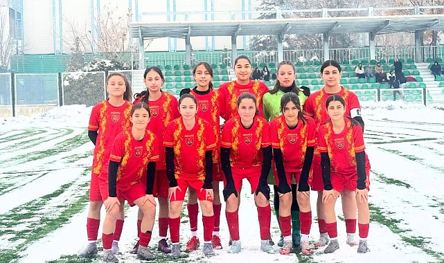 Kayseri Kadın FK 3 attı, 3 aldı