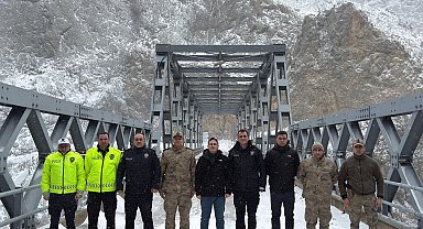 Kemaliye'de kar ve buzlanmaya karşı tedbirler artırıldı