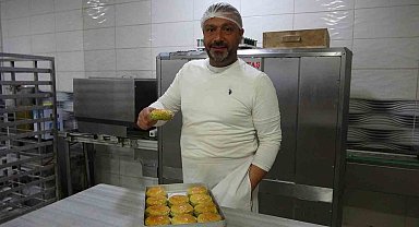 Kilis'te 37 yıllık ustadan 'burger tatlı'