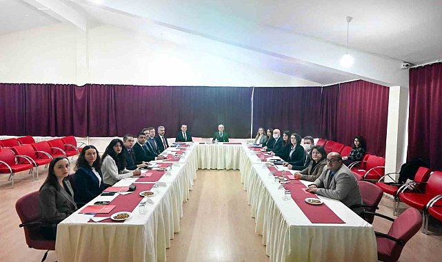 Kırklareli Valisi Turan: "Aile odaklı sosyal hizmetlerin bütüncül, koruyucu ve önleyici bir anlayışla sürdürülebilir şekilde yürütülmesi büyük önem taşıyor"