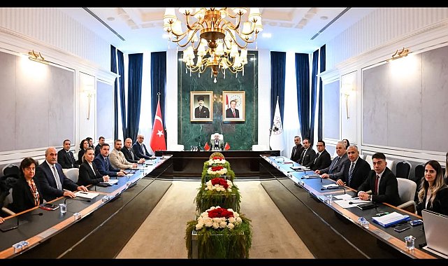 Kırklareli'nde gençlik ve spor yatırımları masaya yatırıldı