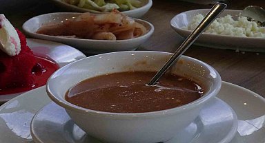 Kış aylarının doğal antibiyotiği tarhana çorbası yoğun talep görüyor