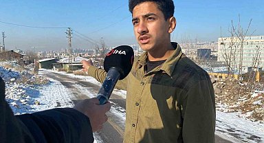 Köpeklerin saldırısına uğrayan çocuğu kurtaran komşu: "10 saniye daha geç kalsaydım çocuğun anca parçalarını bulabilirlerdi"