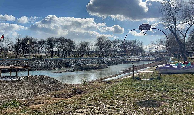 Kuruyan Sakarya Nehri'nin doğduğu nokta da DSİ'nin çalışmaları devam ediyor