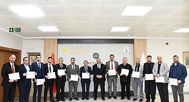 Kütahya'da din görevlilerine "Vaaz Becerilerini Geliştirme" konulu hizmet içi eğitim kursu