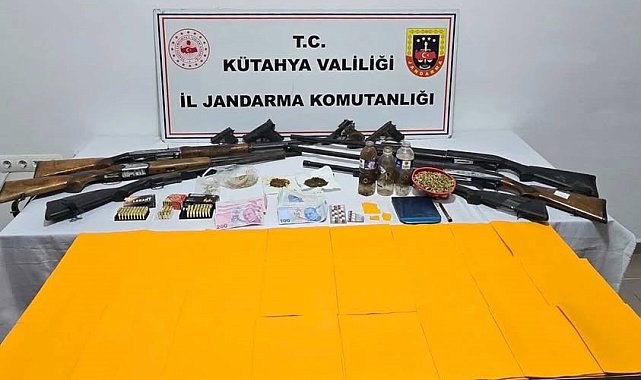 Kütahya'da uyuşturucu ve silah operasyonu: 14 şüpheli gözaltında