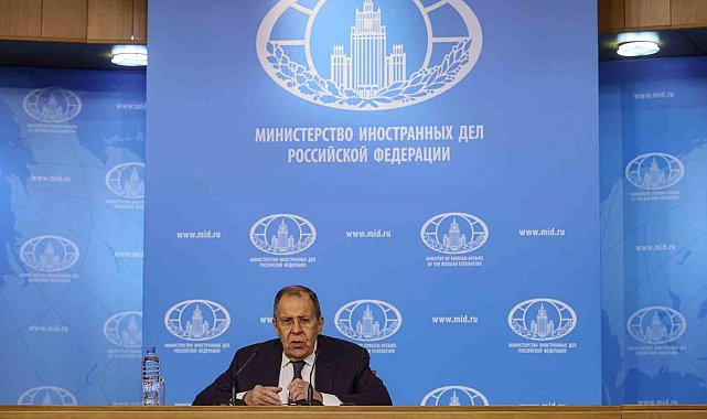 Lavrov: "ABD, Rusya ve Çin'in Grönland'ı ele geçirme planı olmadığını çok iyi biliyor"