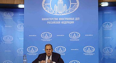 Lavrov: "ABD, Rusya ve Çin'in Grönland'ı ele geçirme planı olmadığını çok iyi biliyor"