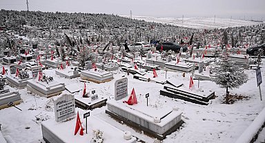 Malatya Büyükşehir acılı günlerde de vatandaşın yanında