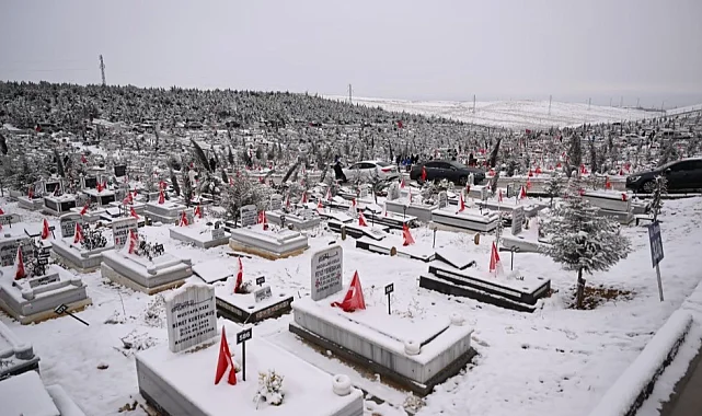 Malatya Büyükşehir acılı günlerde de vatandaşın yanında