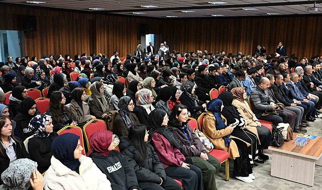 Manevi ve ahlaki gelişim programı Bursa'da gerçekleştirildi