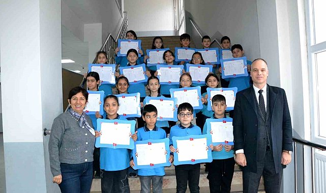 Manisa'da 266 bin öğrenci yarıyıl tatiline başladı