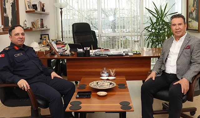 Manisa'da Tuğgeneral Şen'den Kent Konseyi'ne ziyaret