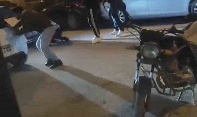 Mardin'de 3 kişinin yaralandığı silahlı kavga kamerada