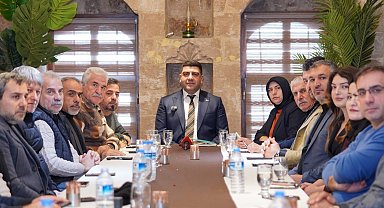 Mardin'de AK Parti İl Başkanı Üncü gazetecilerle buluştu