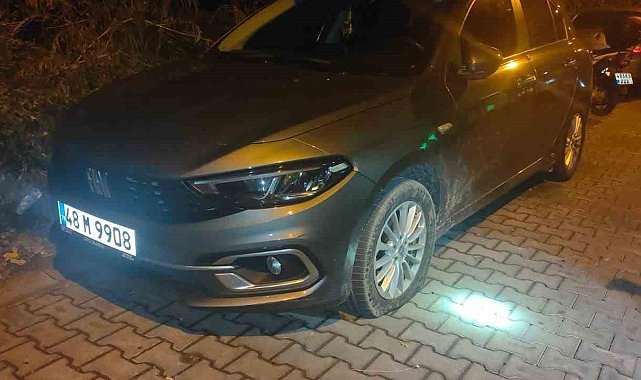 Marmaris'te 16 aracın lastiklerini bıçaklayan şahıs tutuklandı