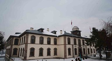 MHP'den Erzurum Kongre binası açıklaması